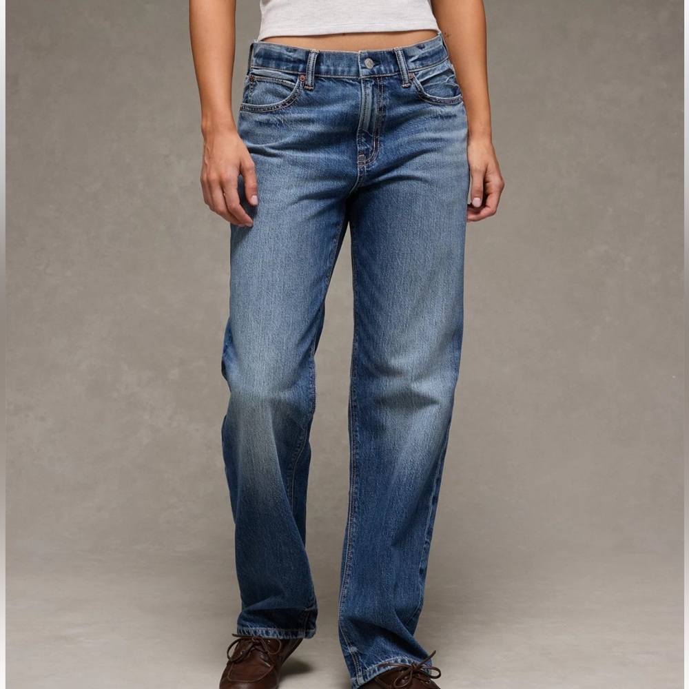 AE Ex-Boyfriend Jeans Low Rise Strigid 20 Short NWT